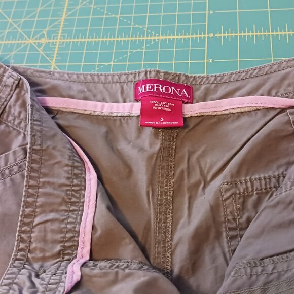 Merona Khaki Capris - Picture 1 of 5